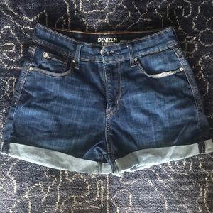 High waisted cuff denim shorts